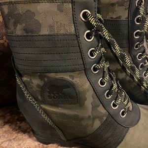 Sorel discontinued Camo